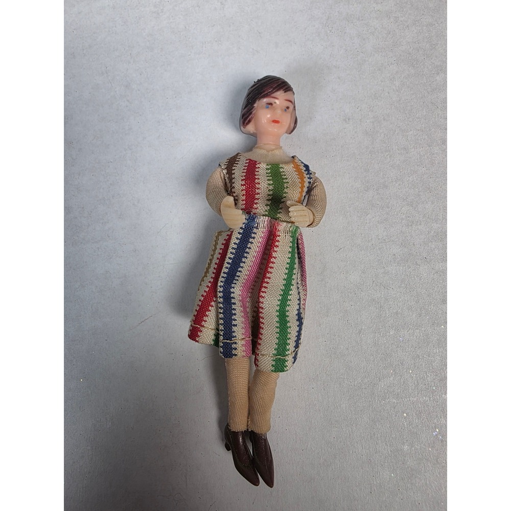 Vintage Miniature Female/Mom Doll Folk Art Dollhouse
